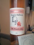 Dvanajščak-Kozol_DK Pinot crni rose_2011_nekapnica